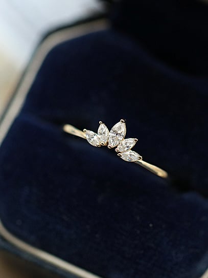 Leaf Dainty Ring